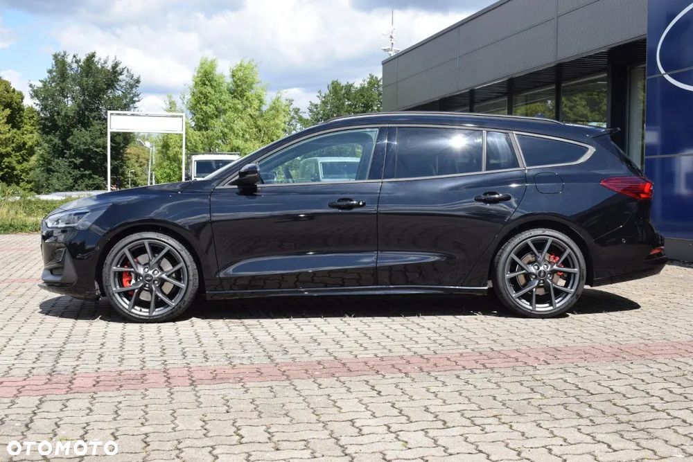 Ford Focus 2.3 EcoBoost ST X - 2