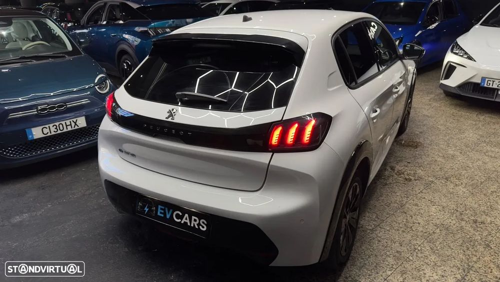 Peugeot e-208 50 kWh Allure Pack - 13