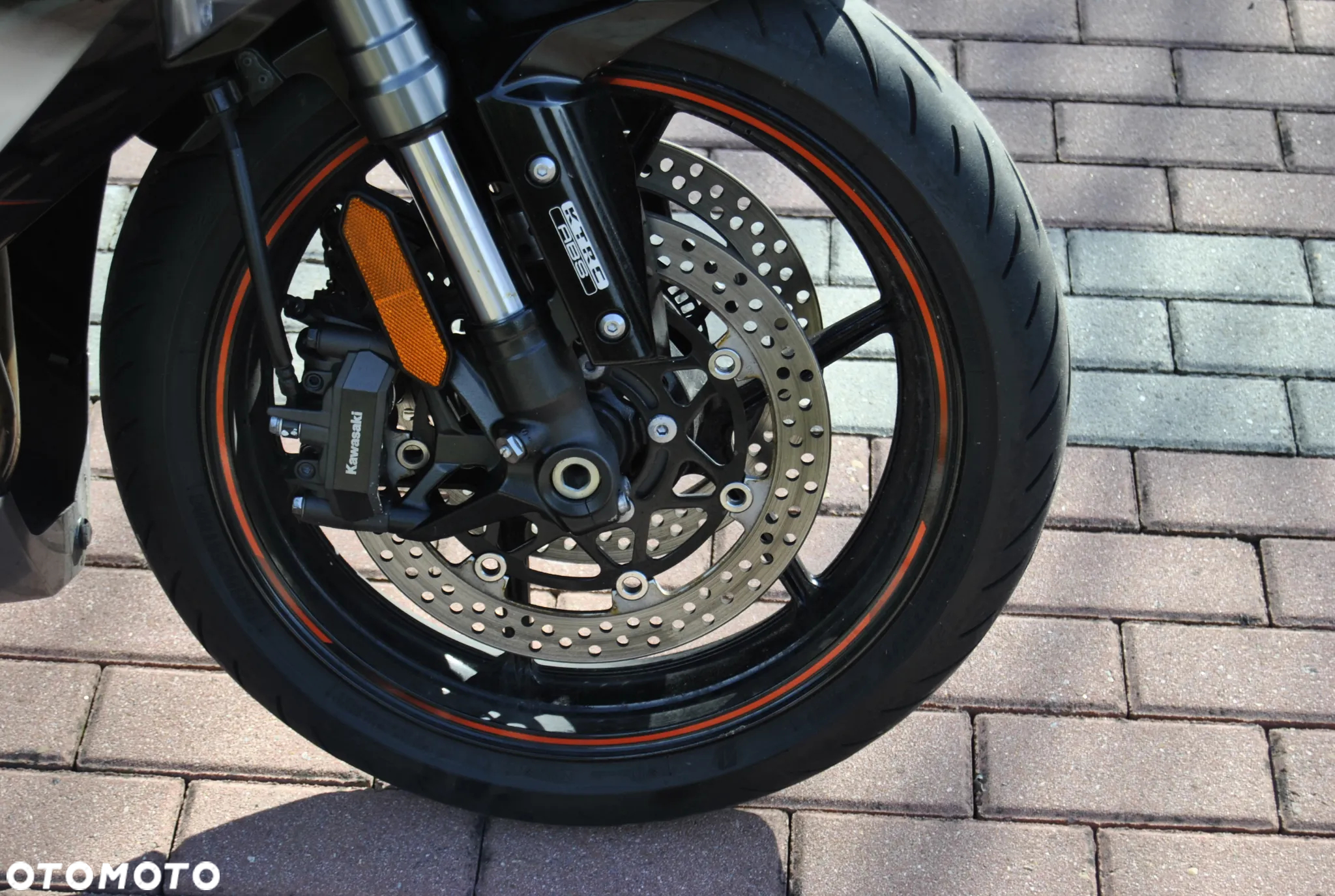 Kawasaki Ninja 1000 SX - 6