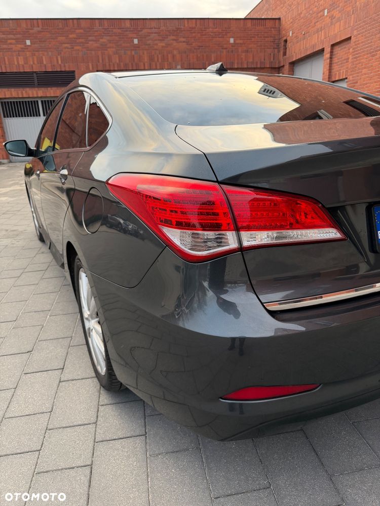 Hyundai i40 1.6 GDI Comfort + - 28