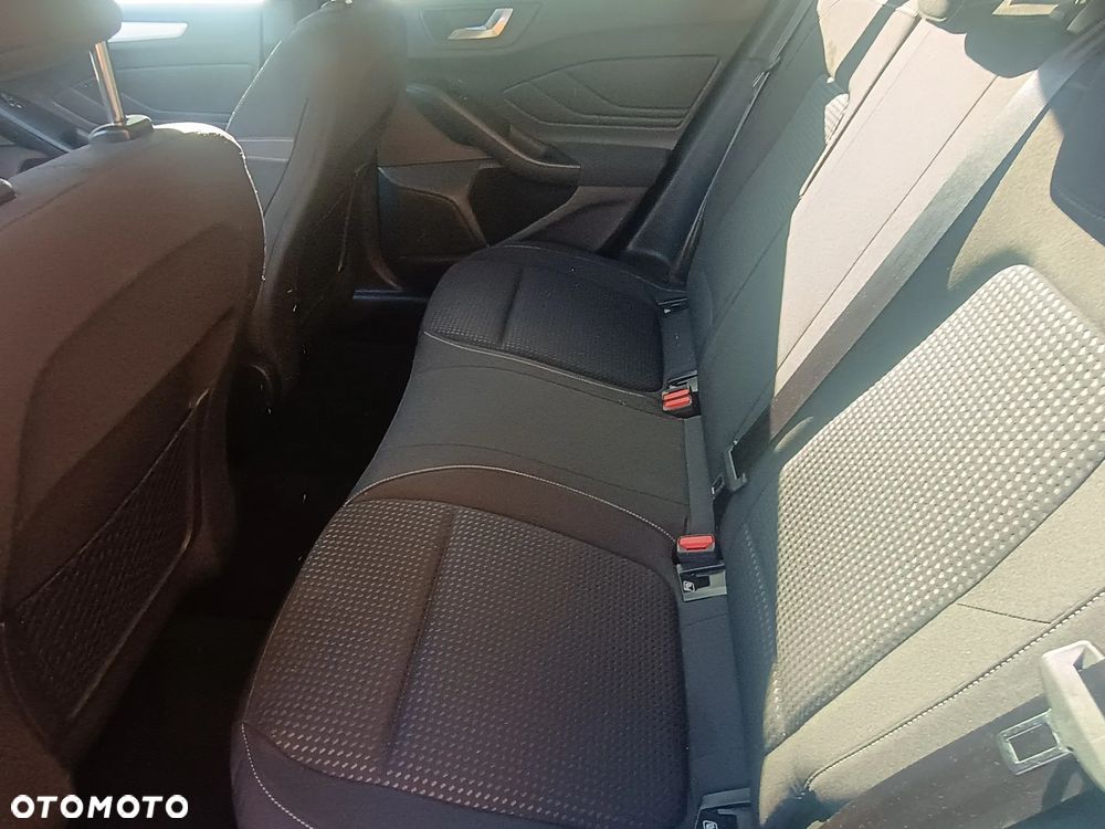 Ford Focus - 6