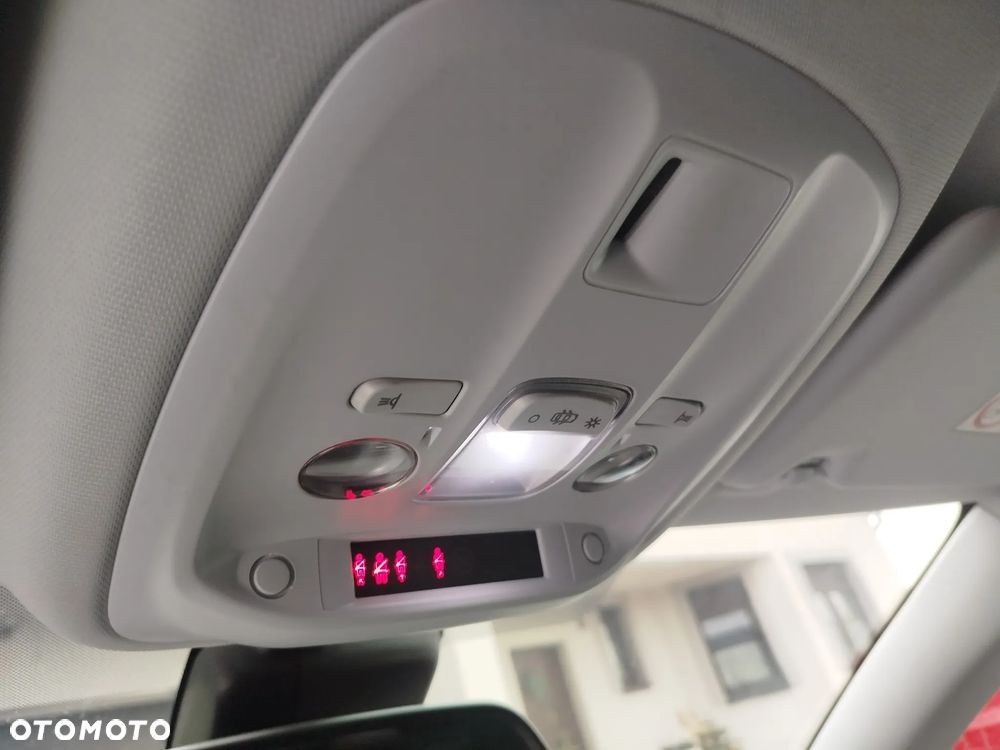 Peugeot 308 125 THP Allure - 7