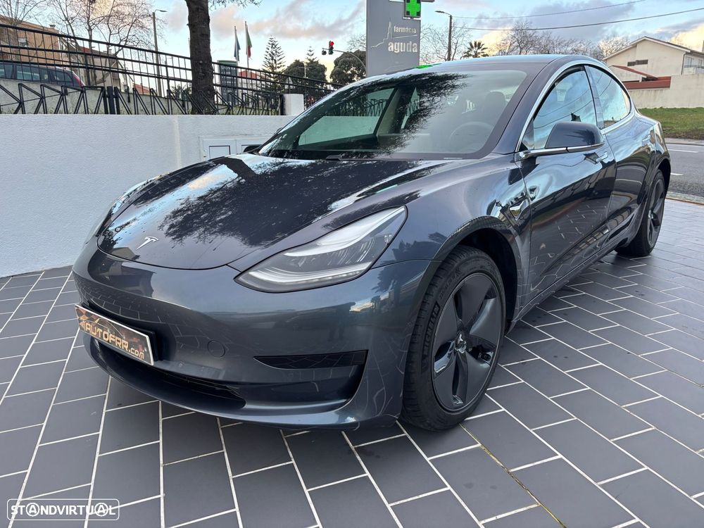 Tesla Model 3 Standard Range Plus RWD - 2