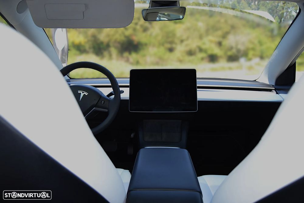 Tesla Model 3 Standard Range Plus RWD - 14