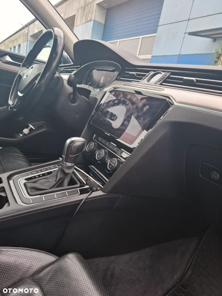 Volkswagen Passat 2.0 TDI Bi-Turbo BMT 4Mot Highline DSG - 6