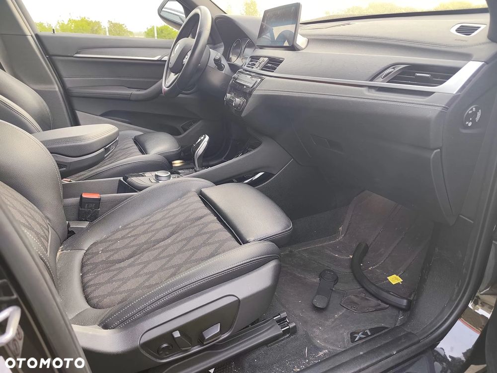 BMW X1 sDrive20i xLine sport - 28