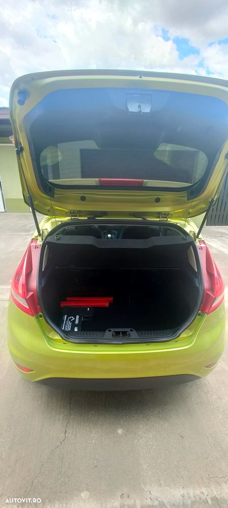 Ford Fiesta - 7