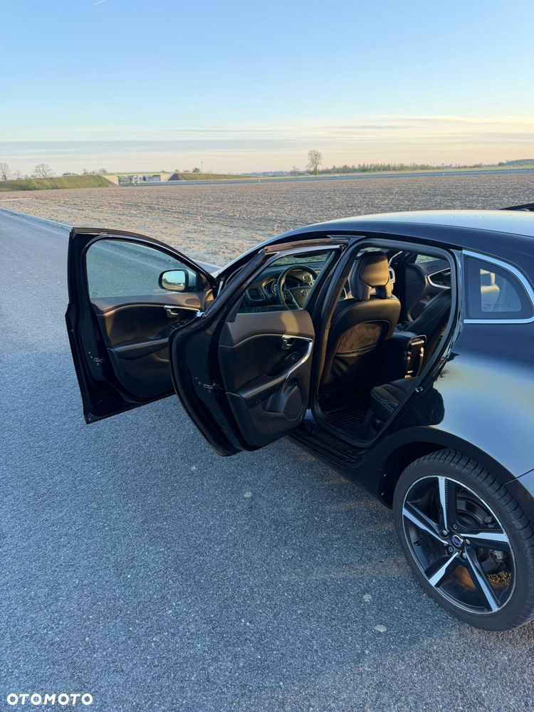 Volvo V40 D4 RDesign - 16