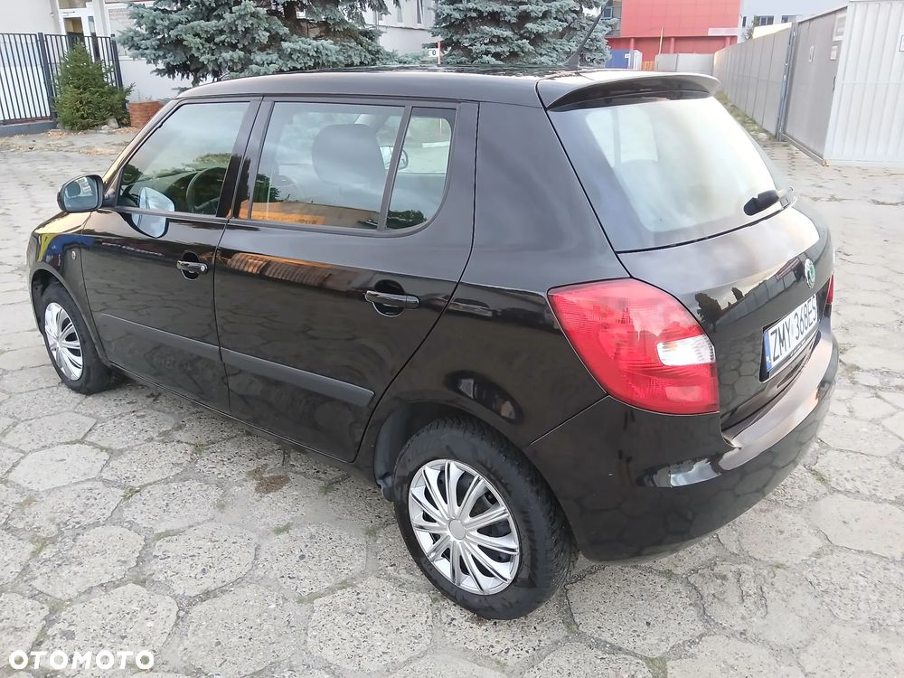 Skoda Fabia 1.4 16V Ambiente - 4