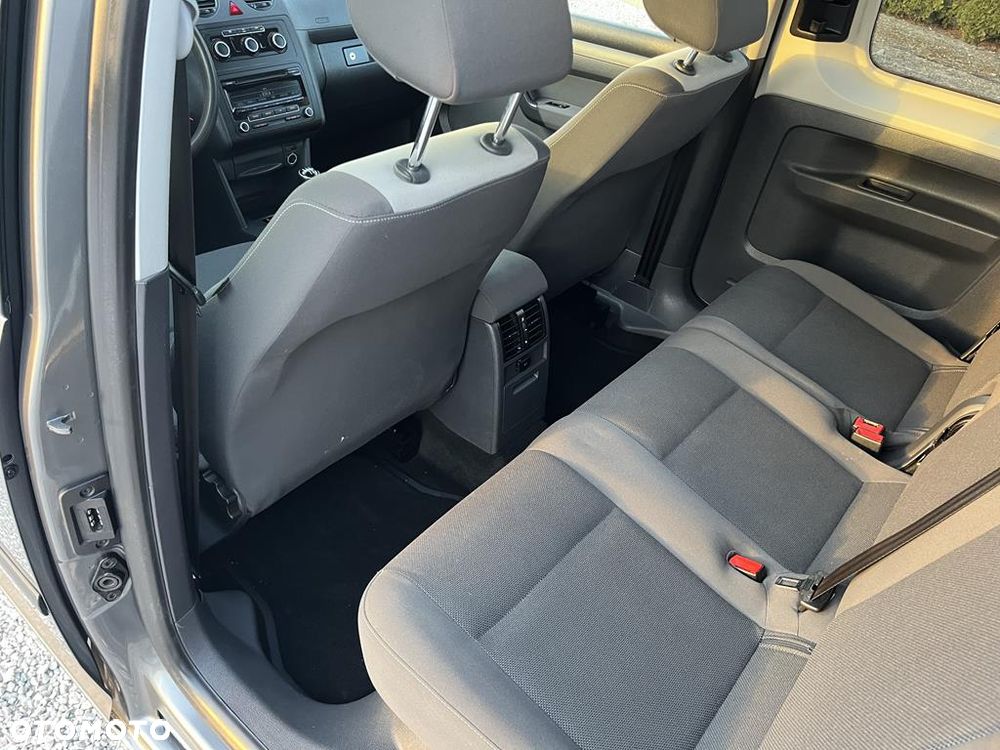 Volkswagen Caddy - 12