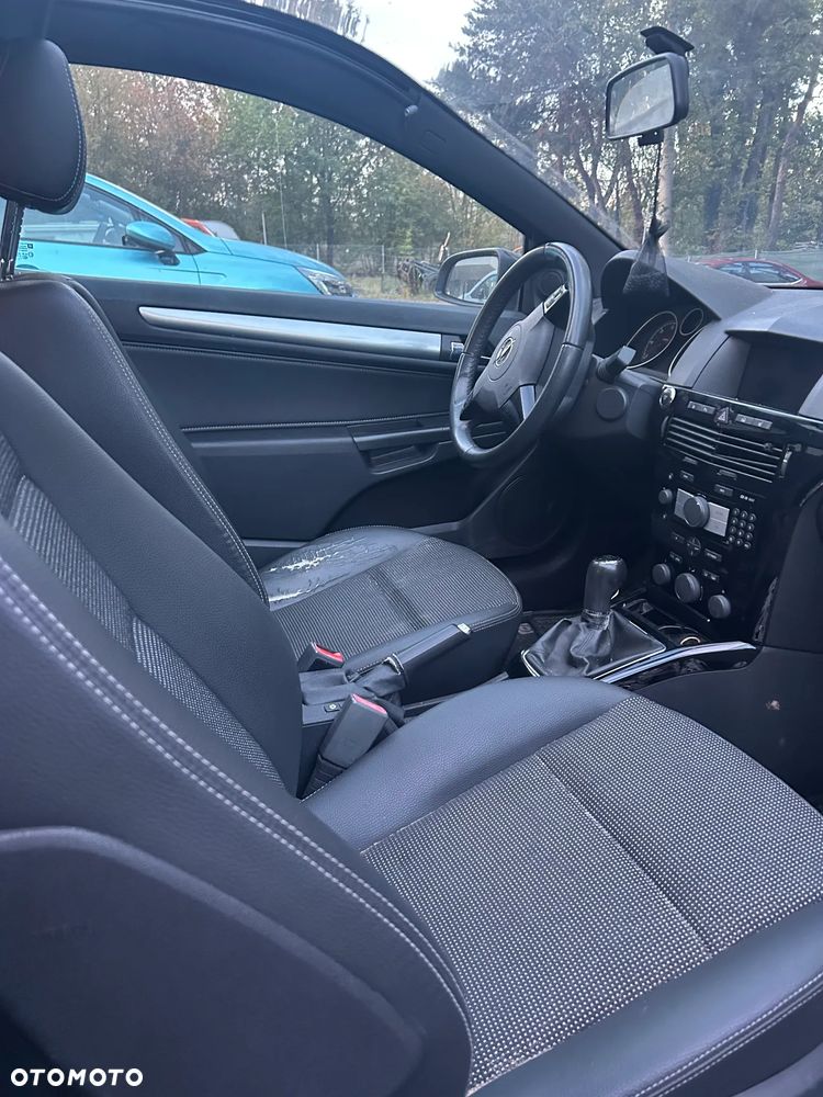 Opel Astra - 4