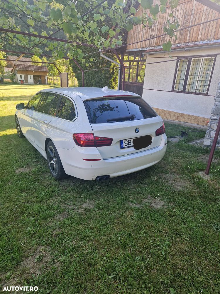 BMW Seria 5 520d Luxury Line - 4