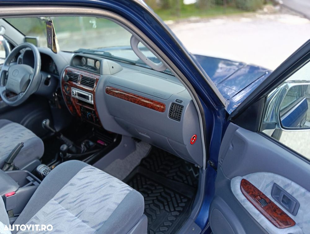 Toyota Land Cruiser 90 TD4-D - 29