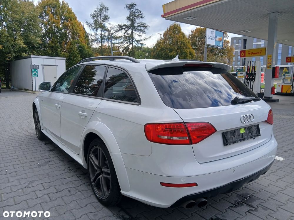 Audi A4 Allroad 2.0 TDI Quattro - 11