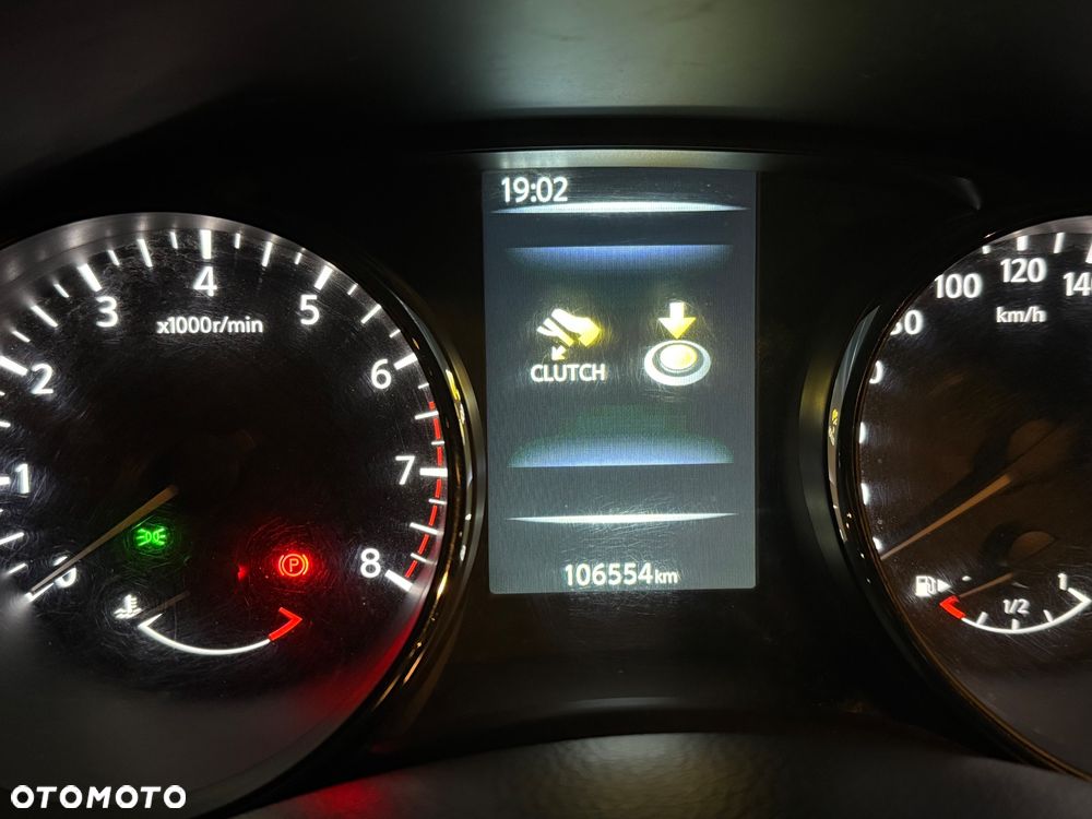 Nissan Qashqai 1.6 DIG-T N-Connecta - 2