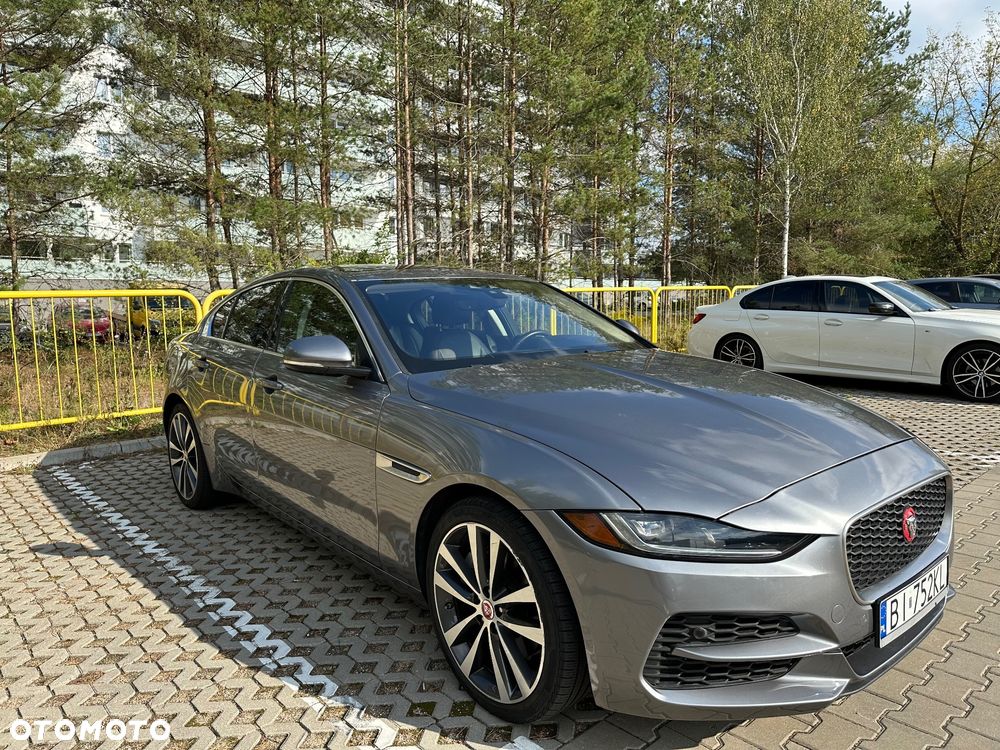 Jaguar XE 2.0 P250 S - 7