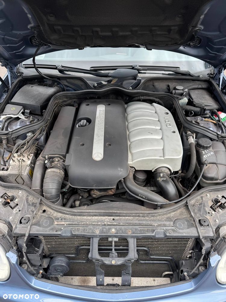 Mercedes-Benz Klasa E - 15