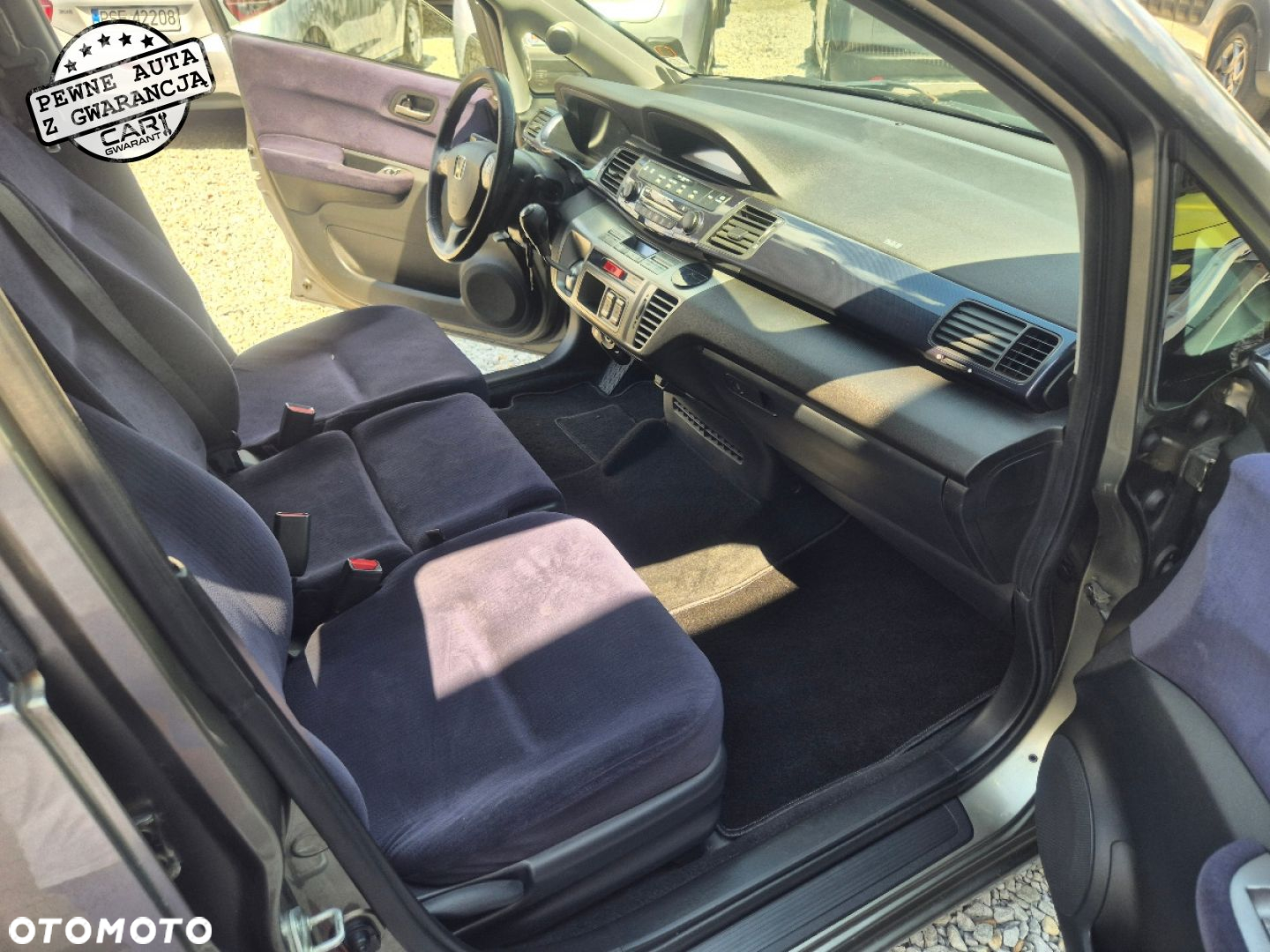 Honda FR-V - 23