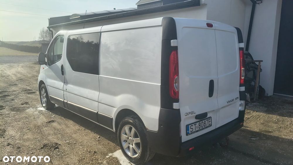 Opel Vivaro - 2