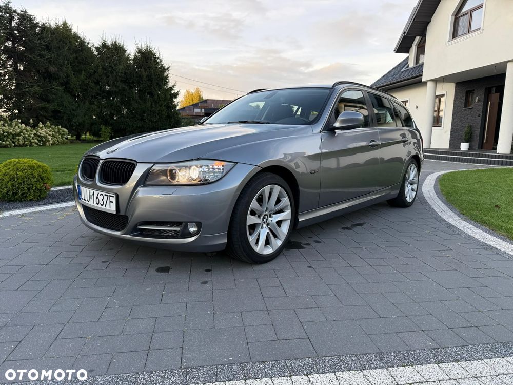 BMW Seria 3 320i - 6