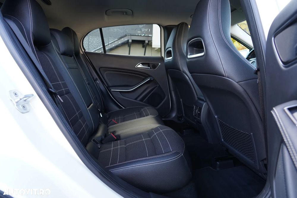 Mercedes-Benz GLA 200 (CDI) d 4Matic 7G-DCT Urban - 17