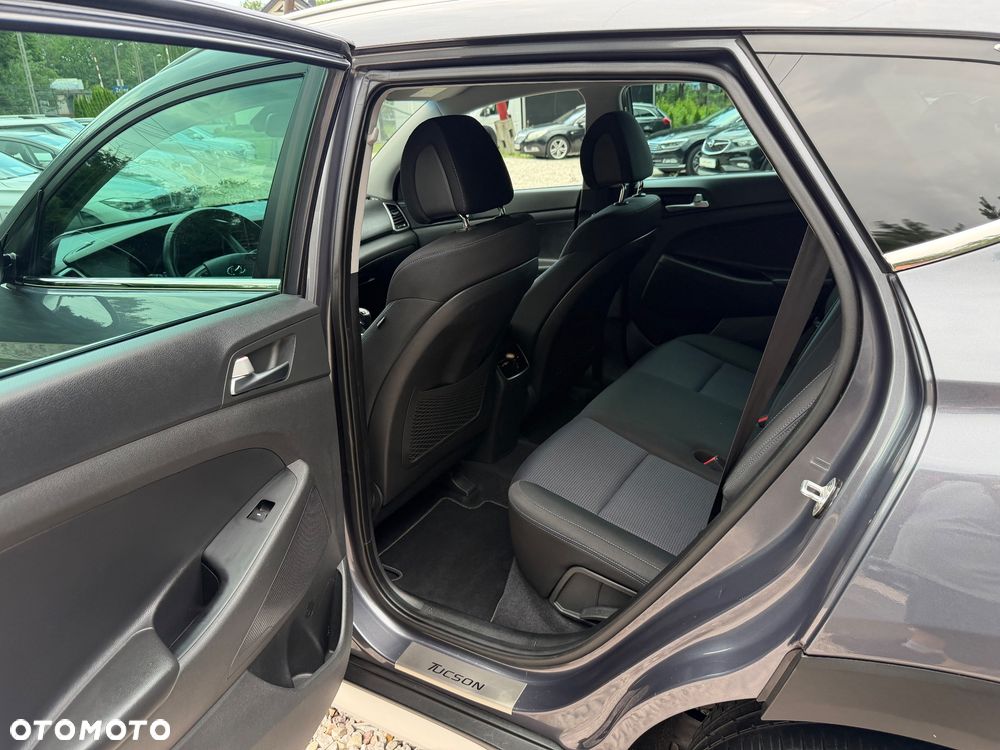 Hyundai Tucson 1.6 GDI BlueDrive Design 2WD - 13
