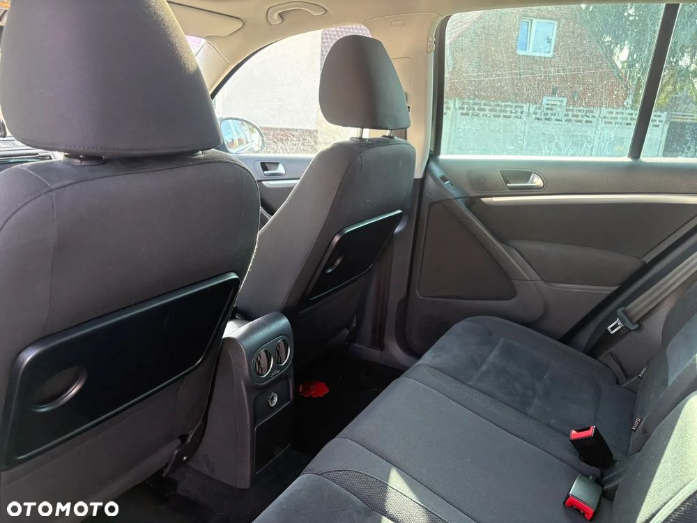 Volkswagen Tiguan 1.4 TSI Perfectline - 20