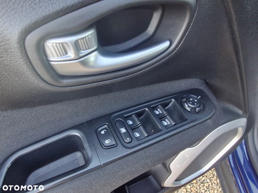 Jeep Renegade 1.4 MultiAir Longitude - 16