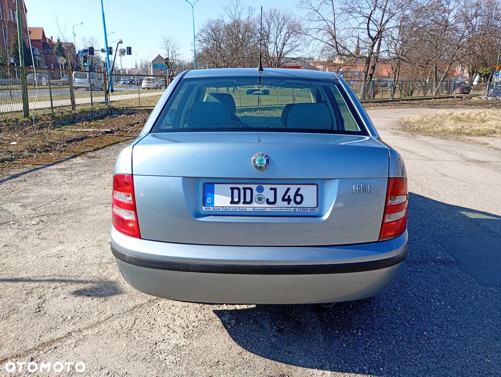 Skoda Fabia 1.4 16V Extra - 4