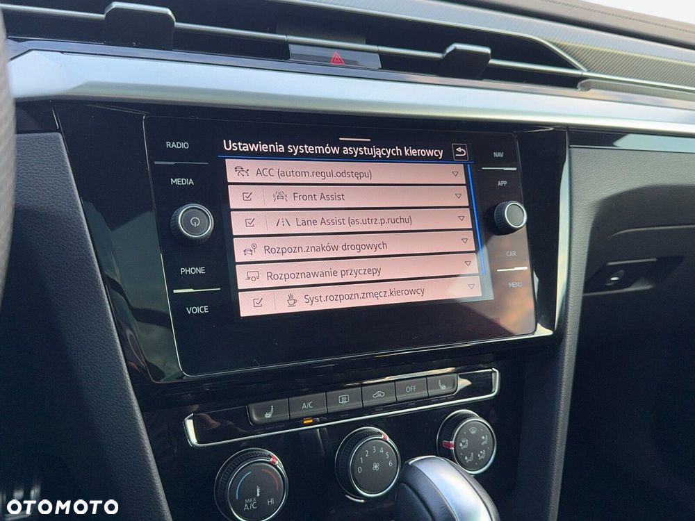 Volkswagen Arteon 2.0 TSI R-Line DSG - 29