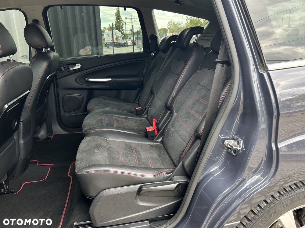 Ford S-Max 2.0 EcoBoost ST-Line - 26