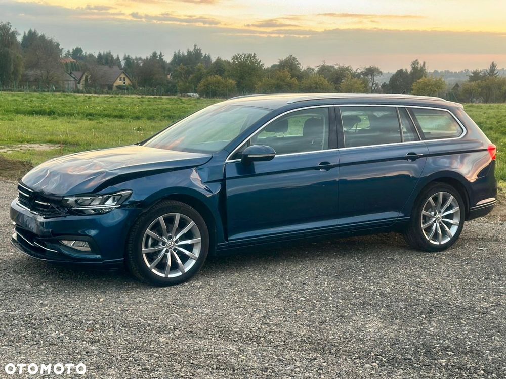 Volkswagen Passat Variant 1.6 TDI SCR DSG Comfortline - 10