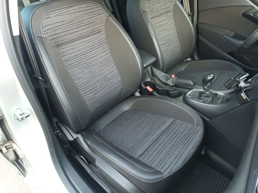 Opel Astra 1.6 Enjoy - 17