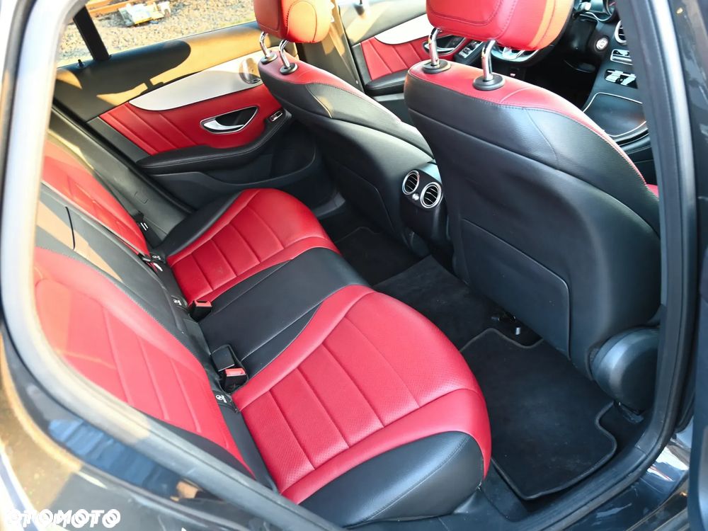 Mercedes-Benz GLC - 16
