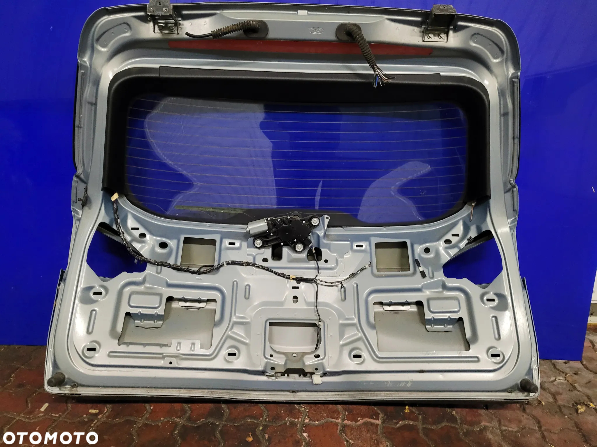 OSPRZĘT KLAPY BAGAŻNIKA FORD MONDEO MK4 KOMBI - 11