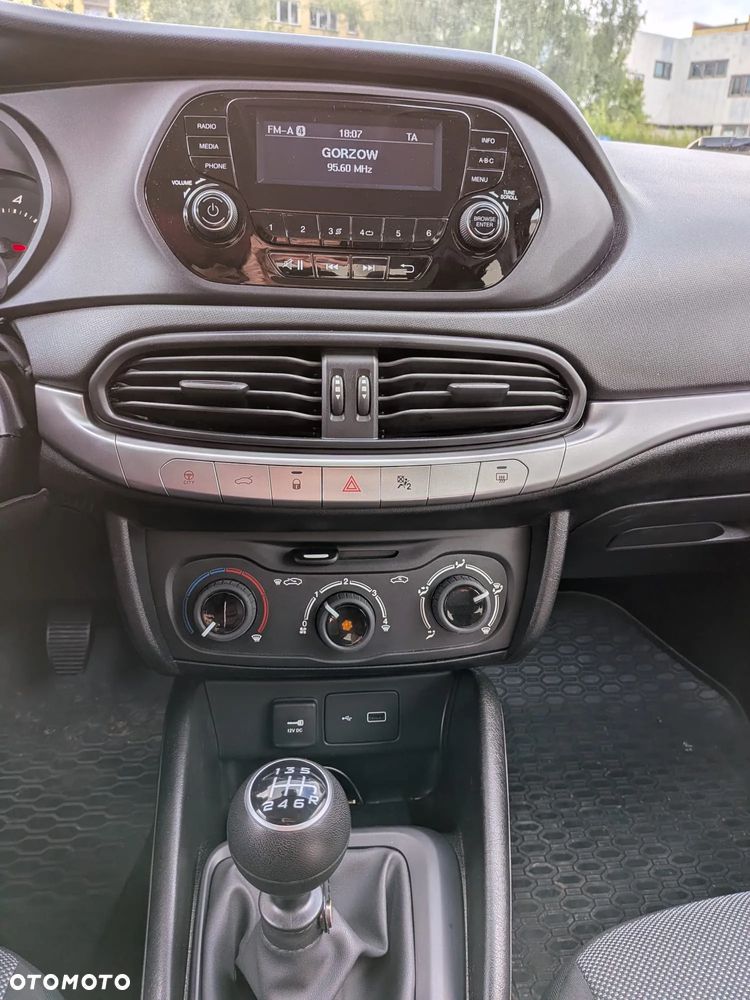 Fiat Tipo 1.4 16V - 6