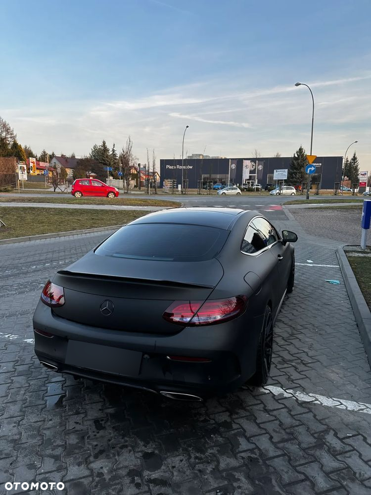 Mercedes-Benz Klasa C 200 4-Matic 9G-TRONIC - 4
