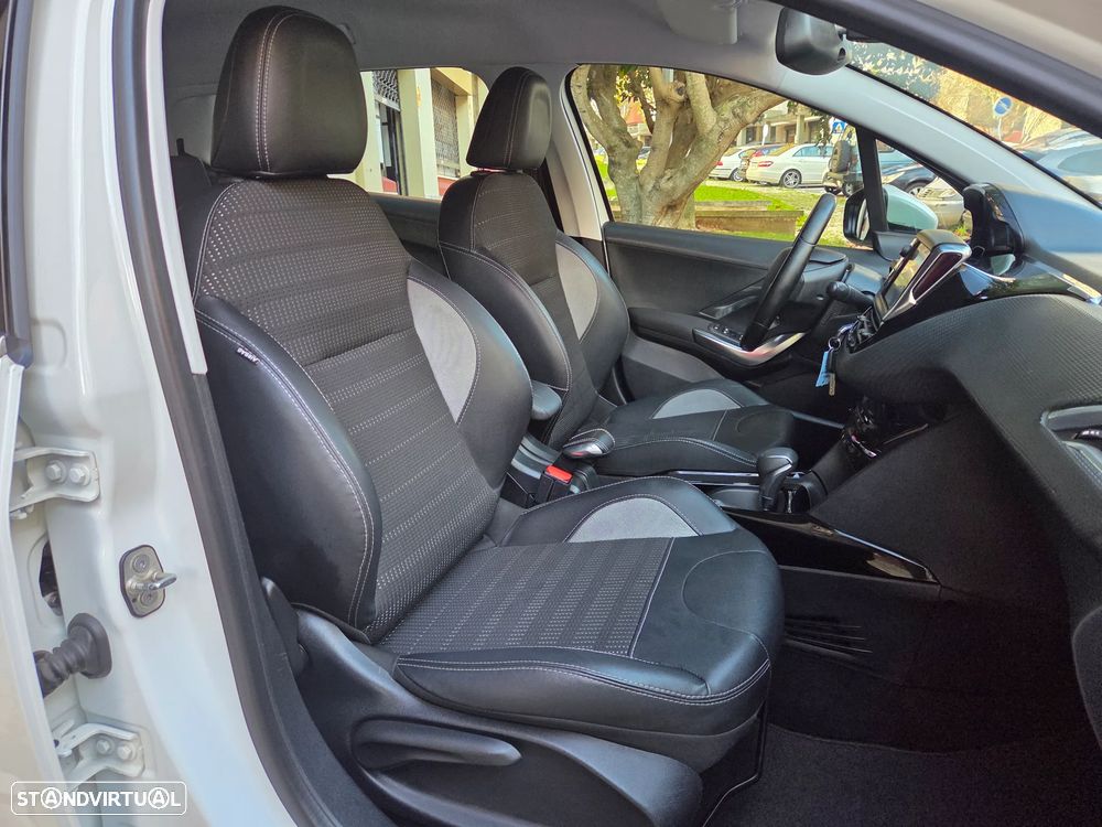 Peugeot 2008 PureTech 110 GPF Stop&Start EAT6 Crossway - 13