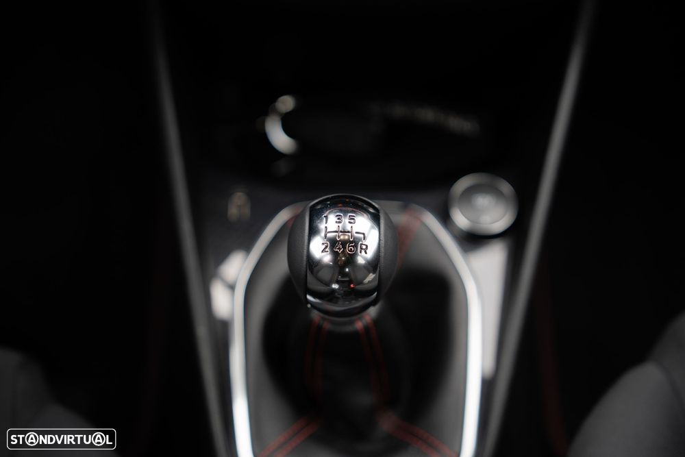 Ford Fiesta 1.0 EcoBoost ST-Line - 18