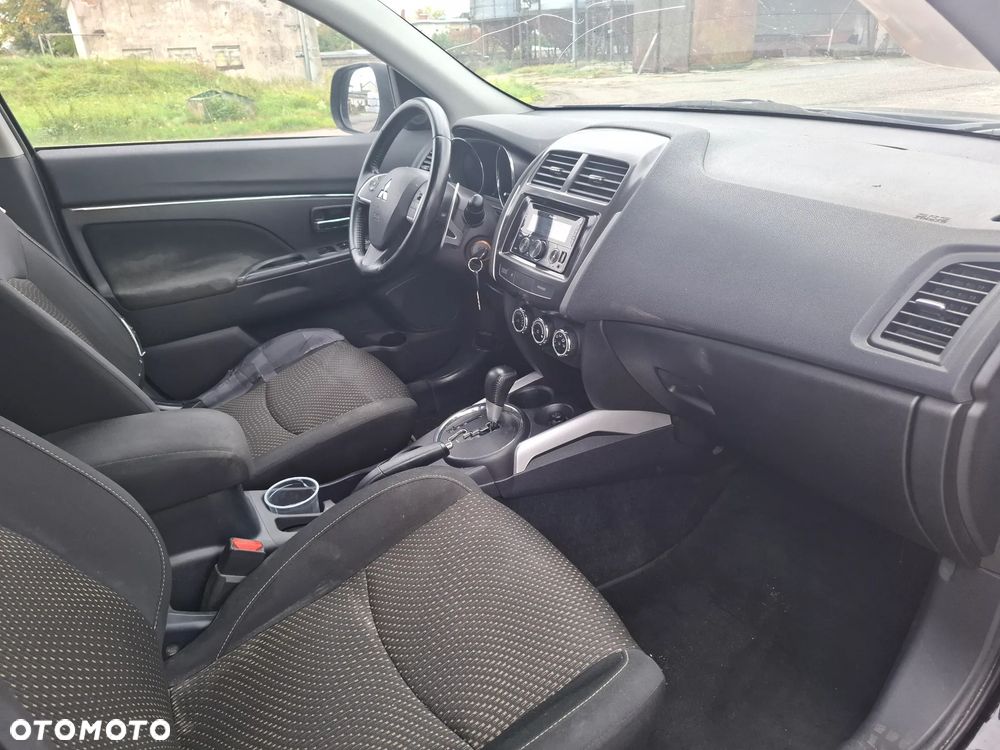 Mitsubishi ASX 2.2 DI-D 4WD Automatik Invite - 23
