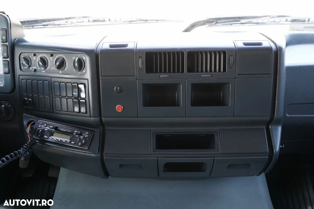 MAN TGA 26.410 / 6x4 / BASCULATOR 3 LATURĂ / MEILLER KIPER / MANUAL / - 31