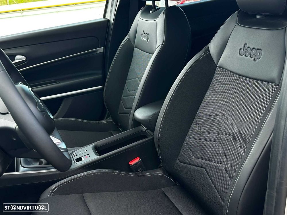 Jeep Avenger 1.2 GSE T3 Summit - 11