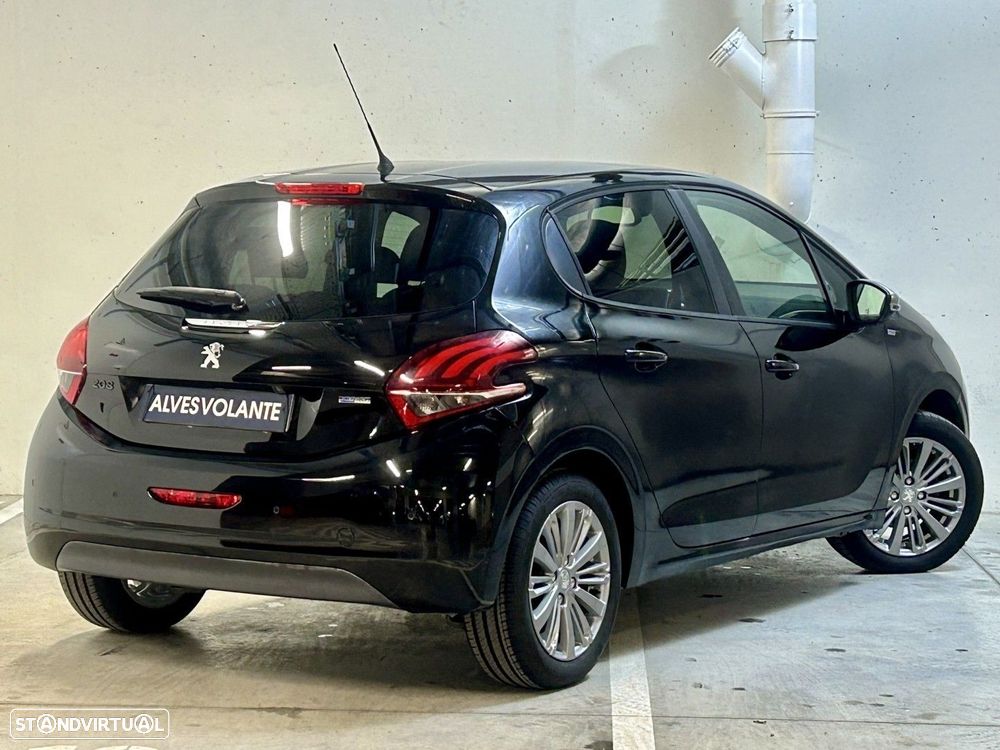 Peugeot 208 1.2 PureTech Style - 4