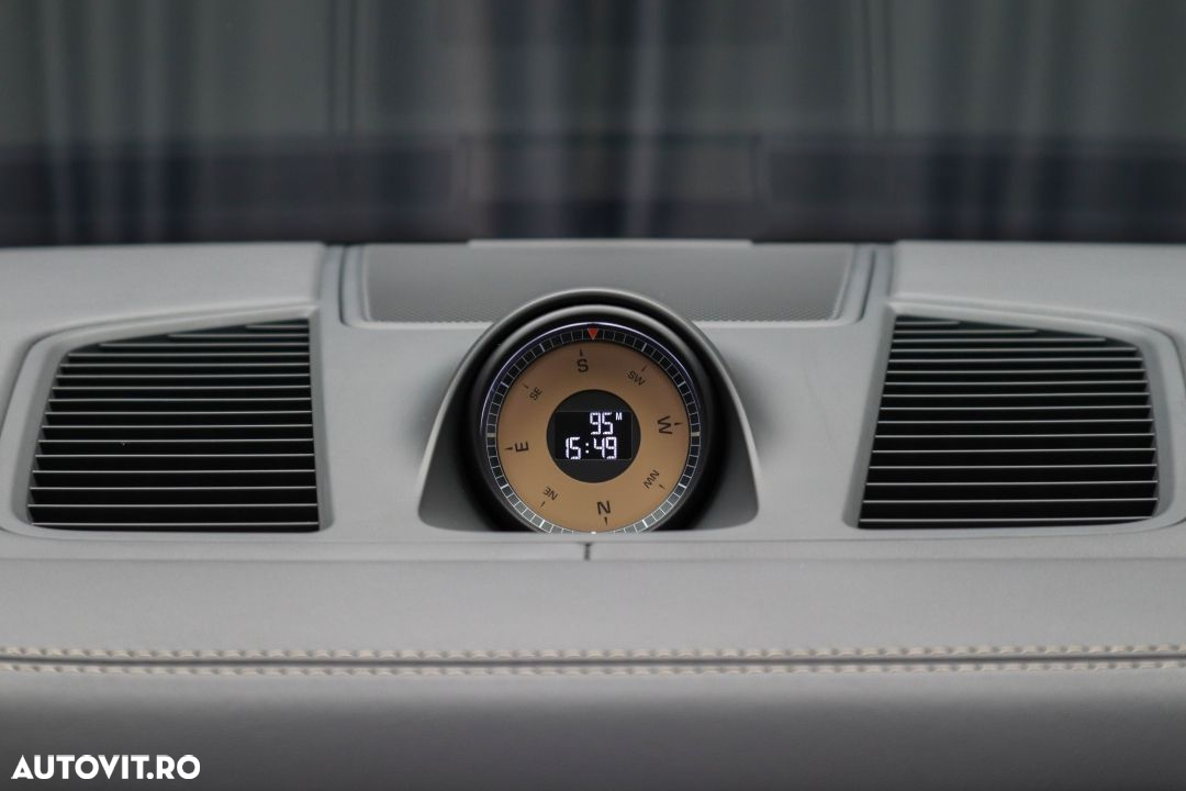 Porsche Cayenne E-Hybrid Tiptronic S Platinum Edition - 25