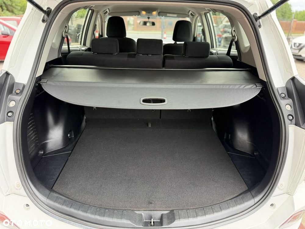 Toyota RAV4 - 24
