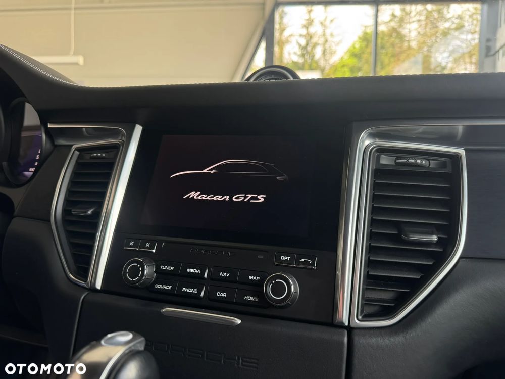 Porsche Macan GTS - 18