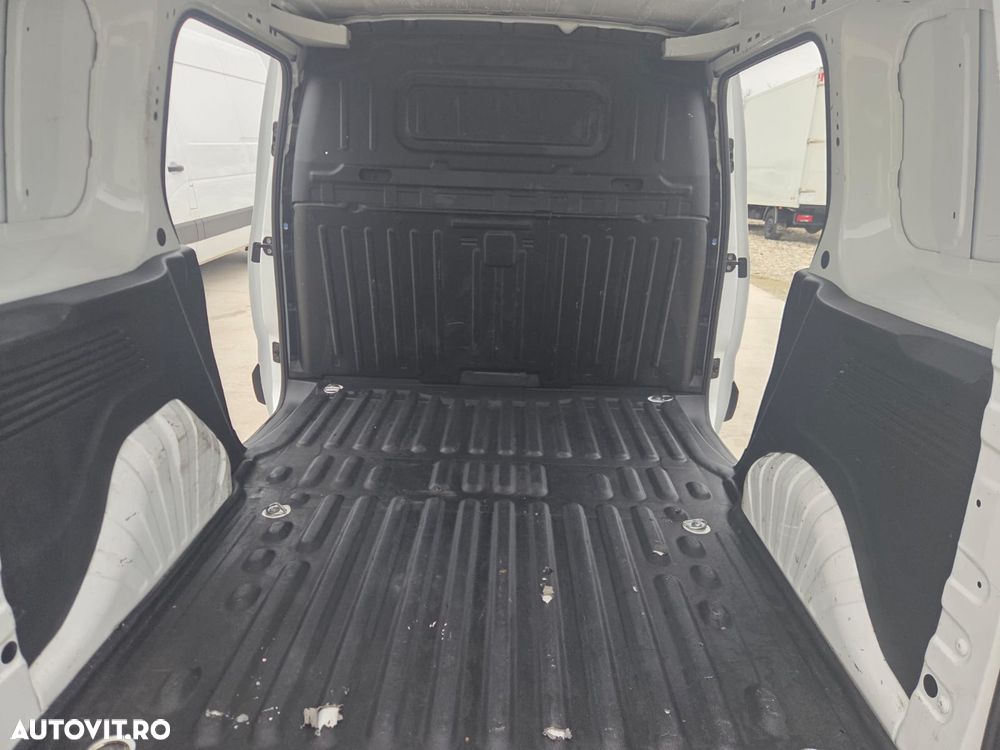 Citroën New Berlingo L1H1 - 11