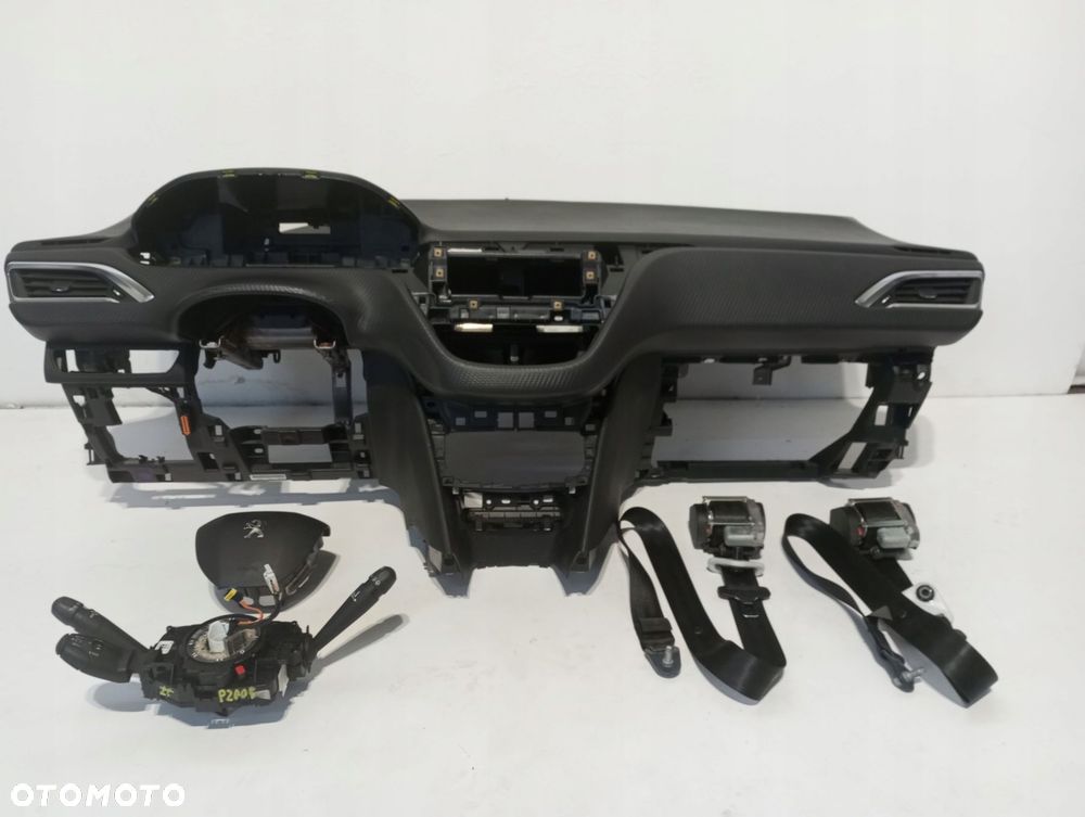 Konsola deska PULPIT PEUGEOT 2008 I LIFT