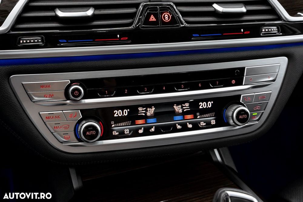 BMW Seria 7 730Ld - 38