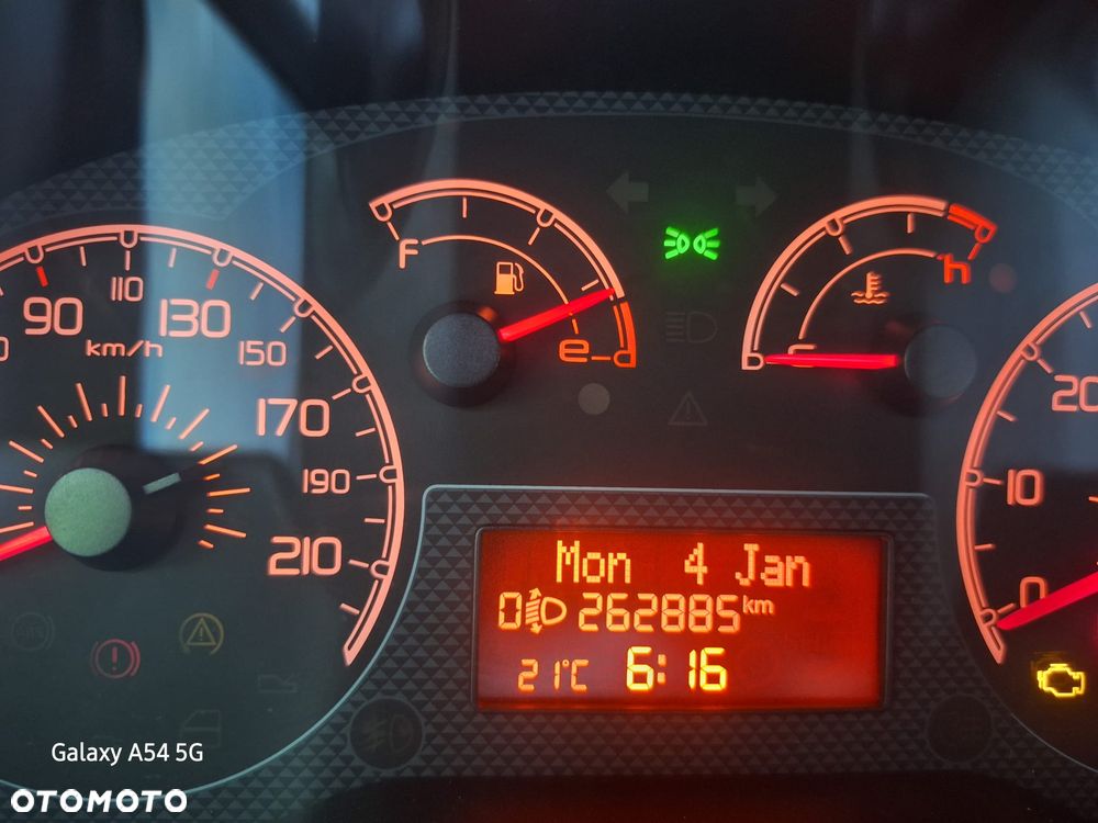 Fiat Qubo - 9